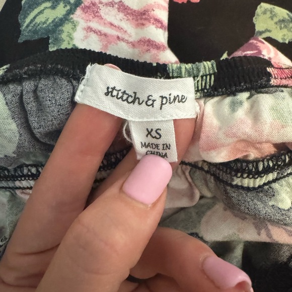 Stitch & Pine Floral Midi Dress with Lace Detail - Picture 4 of 4